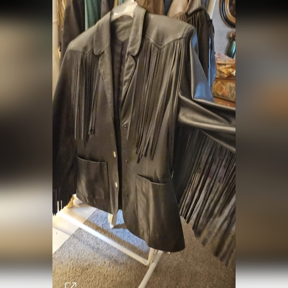 Gorgeous long fringed real leather blazer, size Large fits 10 - 12 - Picture 2 of 2